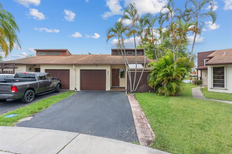 Image 4 of 30 For 9941 16th St  -