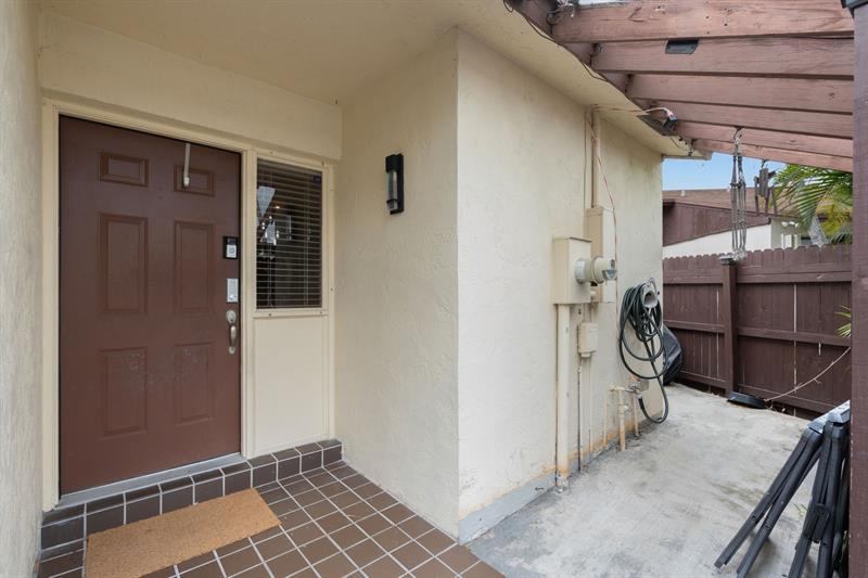 Image 6 of 30 For 9941 16th St  -