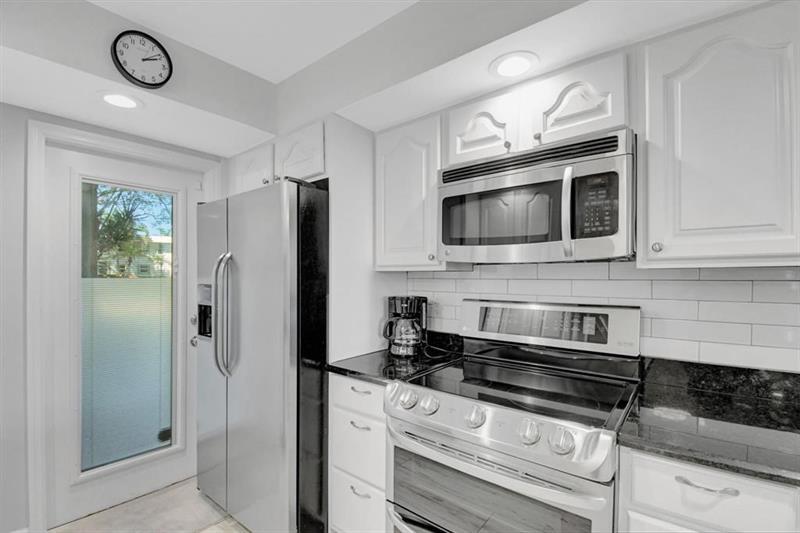 Image 16 of 36 For 3000 48th Ct  101