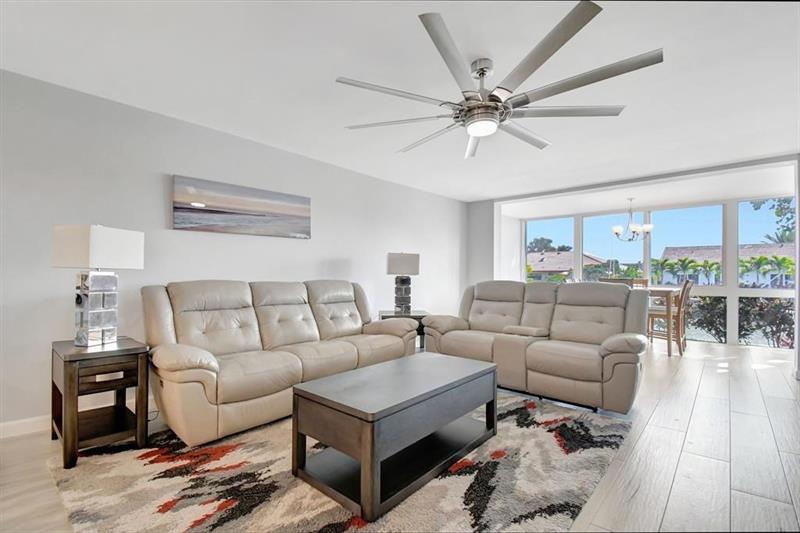 Image 18 of 36 For 3000 48th Ct  101
