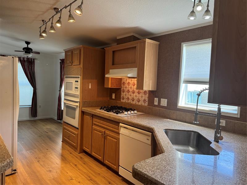 Image 3 of 38 For 21861 2nd Ct