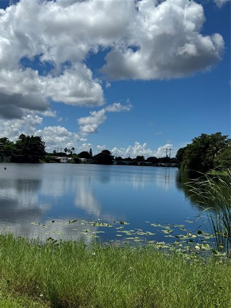 Image 34 of 38 For 21861 2nd Ct