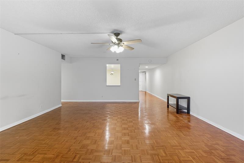 Image 12 of 24 For 7556 Stirling Rd  124