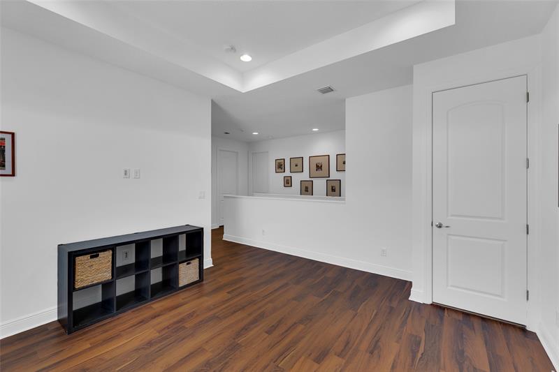 Image 20 of 43 For 8835 37th Dr