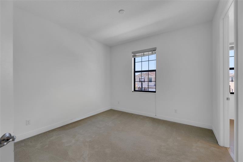 Image 22 of 43 For 8835 37th Dr
