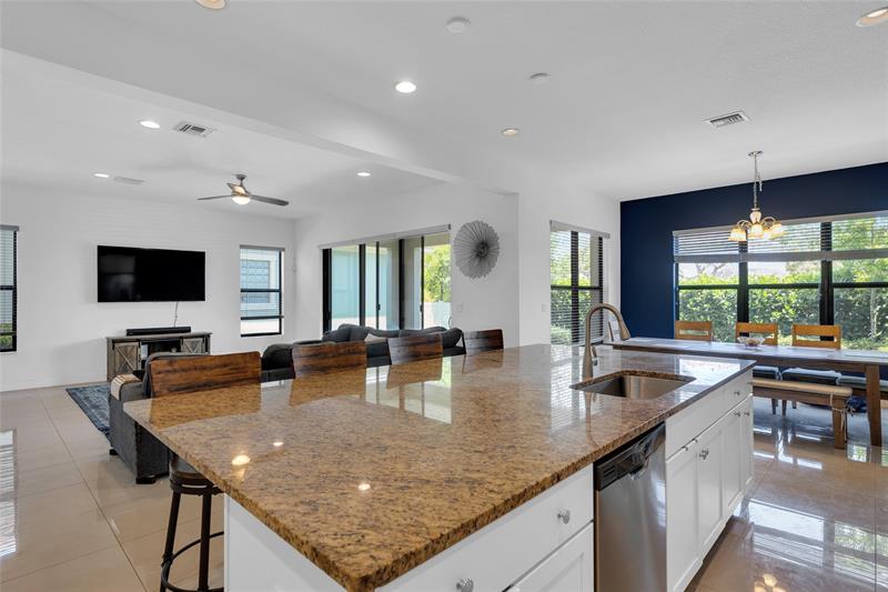 Image 3 of 43 For 8835 37th Dr