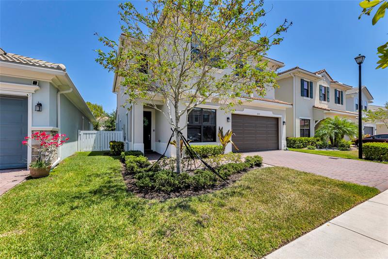 Image 36 of 43 For 8835 37th Dr