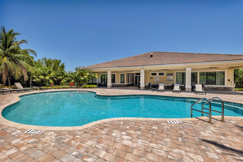 Image 39 of 43 For 8835 37th Dr
