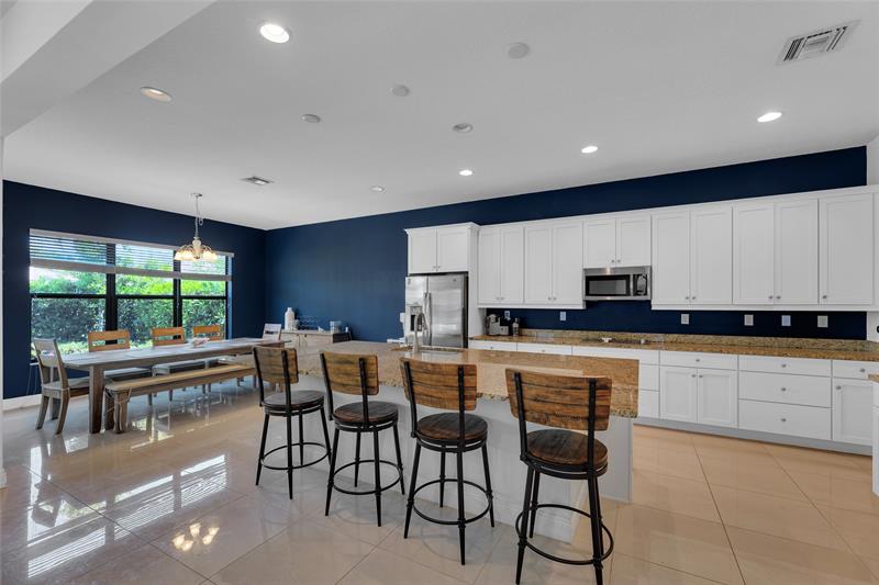Image 4 of 43 For 8835 37th Dr