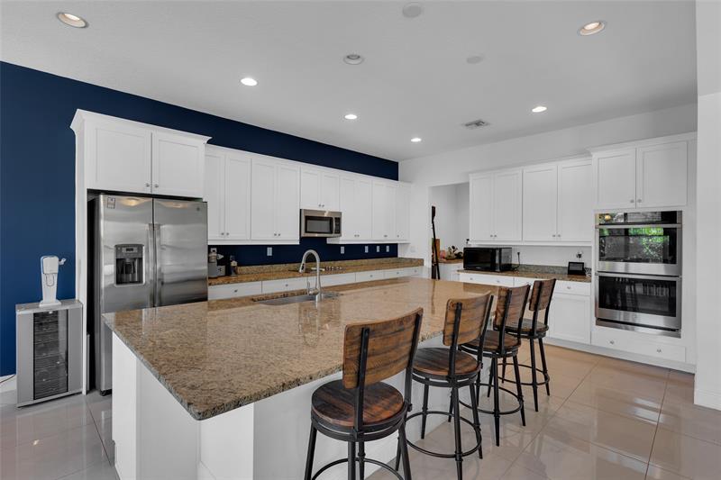 Image 5 of 43 For 8835 37th Dr