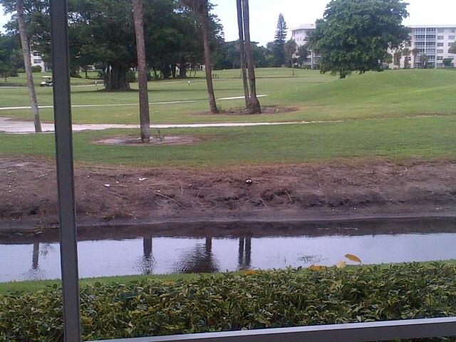 Image 3 of 15 For 3051 Palm Aire Dr  102