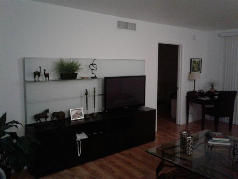 Image 7 of 15 For 3051 Palm Aire Dr  102