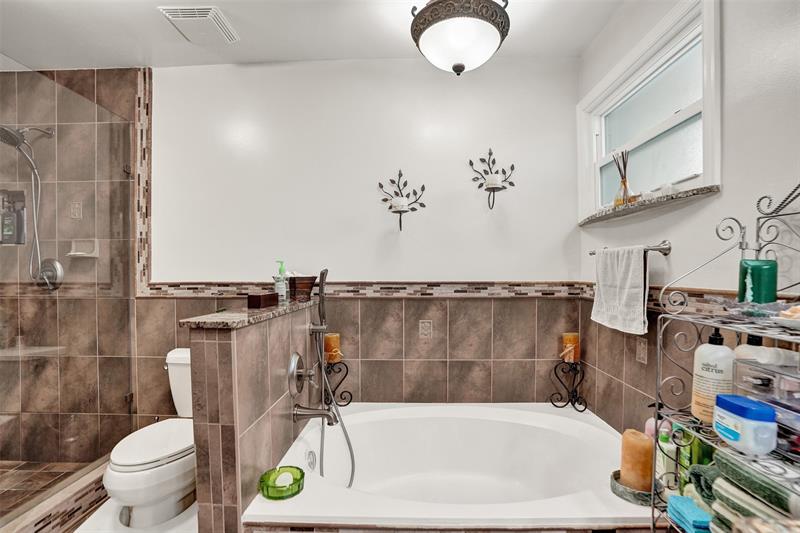 Image 14 of 81 For 4739 3rd Ct  