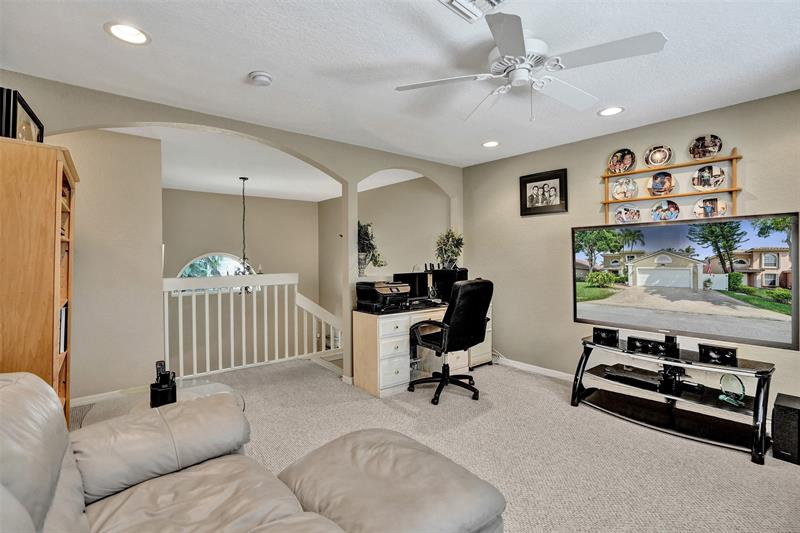 Image 18 of 81 For 4739 3rd Ct  