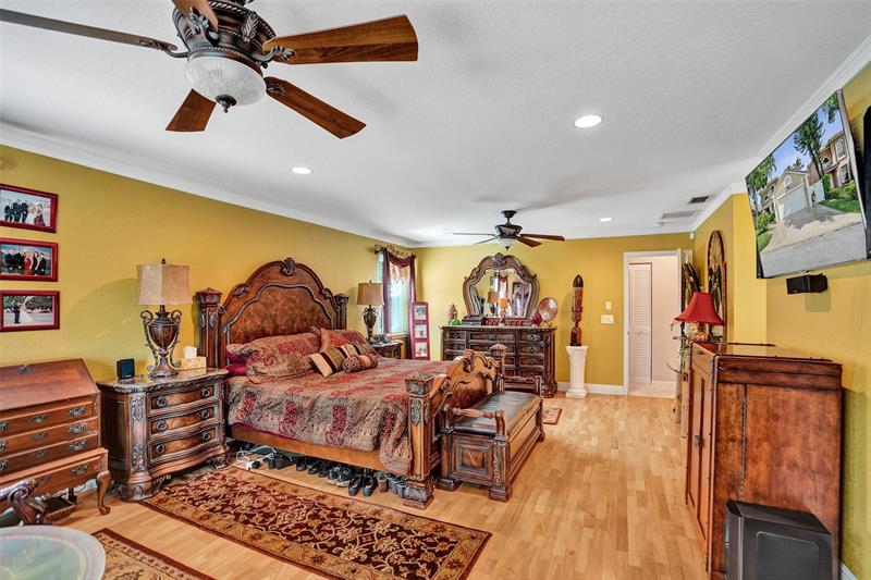 Image 28 of 81 For 4739 3rd Ct  