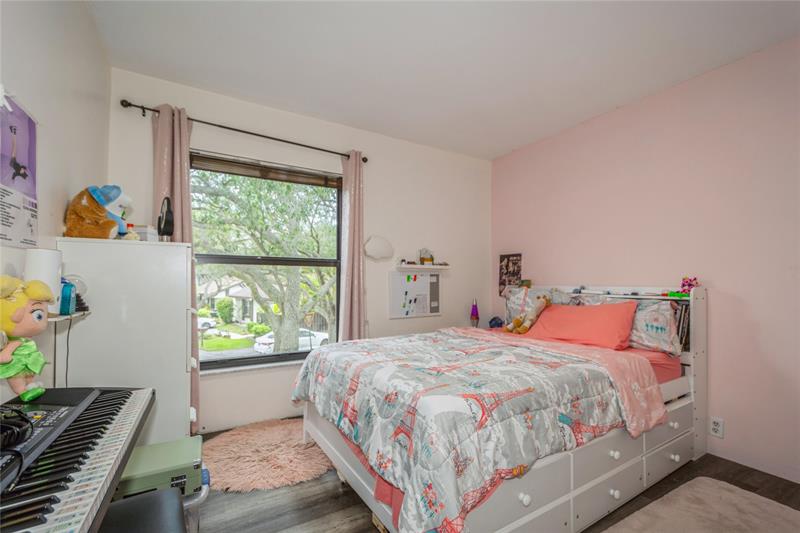 Image 34 of 48 For 1400 Sandpiper Cir