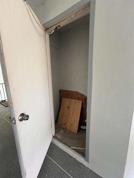 Image 29 of 30 For 1009 Green Pine Blvd  H3