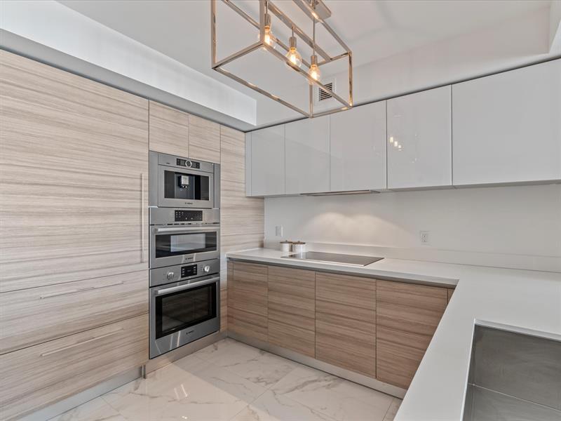 Image 17 of 28 For 300 Sunny Isles Blvd  4-705