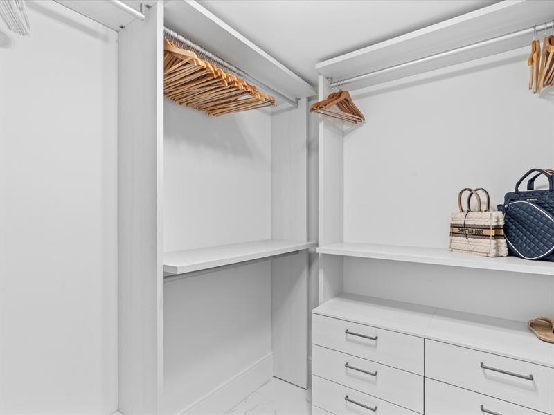 Image 23 of 28 For 300 Sunny Isles Blvd  4-705