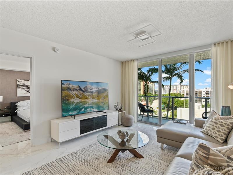 Image 8 of 28 For 300 Sunny Isles Blvd  4-705