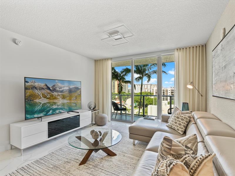 Image 9 of 28 For 300 Sunny Isles Blvd  4-705