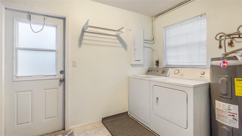 Image 40 of 49 For 152 59th Ave