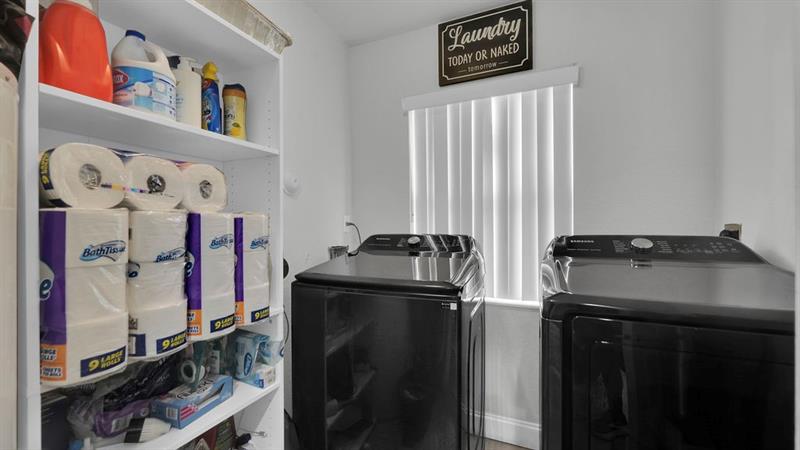 Image 30 of 31 For 713 6th St  