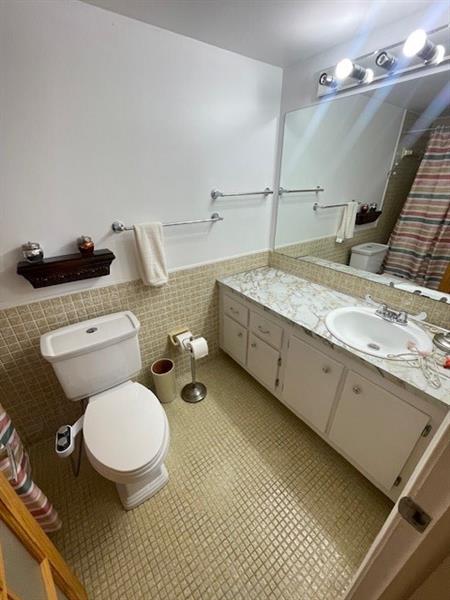 Image 12 of 20 For 4740 21st St  408