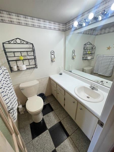 Image 19 of 20 For 4740 21st St  408