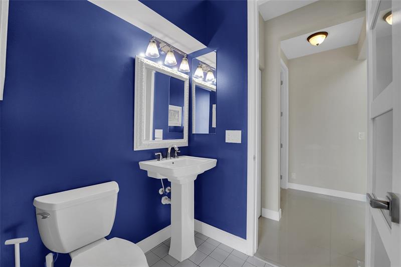 Image 31 of 53 For 22280 Tupelo Pl