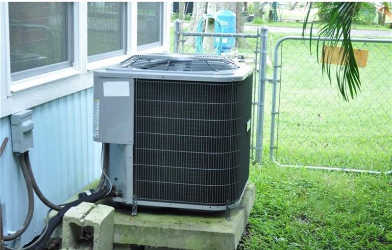 Image 22 of 41 For 28 Peaceful Pl