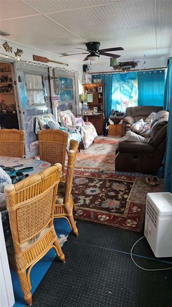 Image 24 of 41 For 28 Peaceful Pl