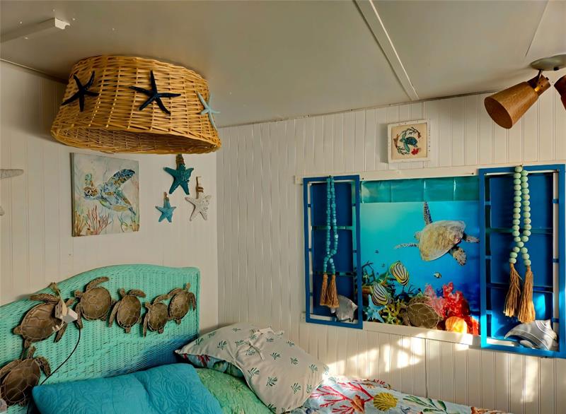 Image 33 of 41 For 28 Peaceful Pl