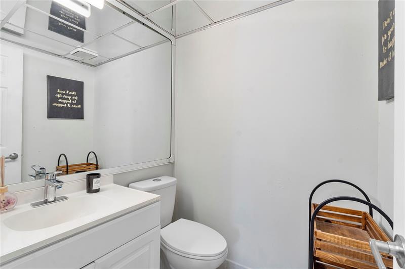Image 11 of 26 For 2515 99th Ave