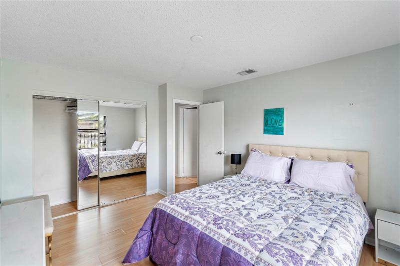 Image 18 of 26 For 2515 99th Ave
