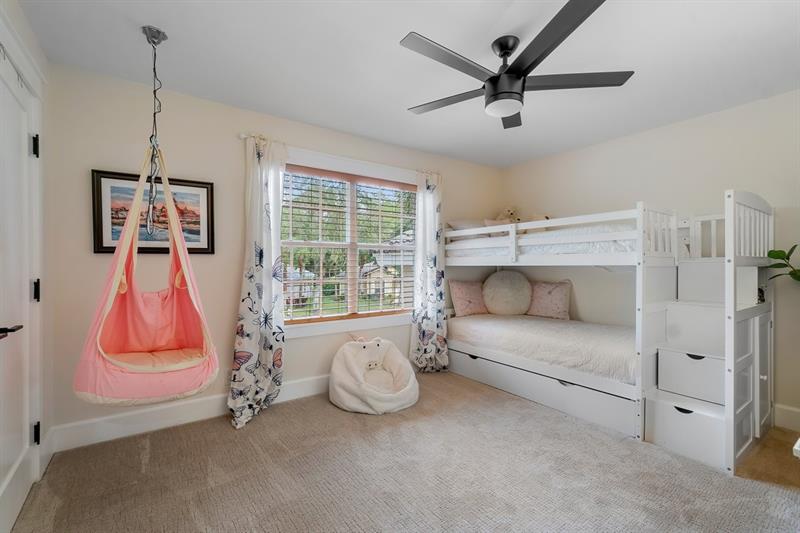 Image 16 of 37 For 15395 Whispering Willow Dr