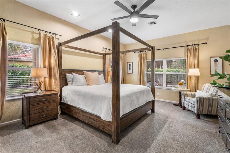 Image 24 of 37 For 15395 Whispering Willow Dr