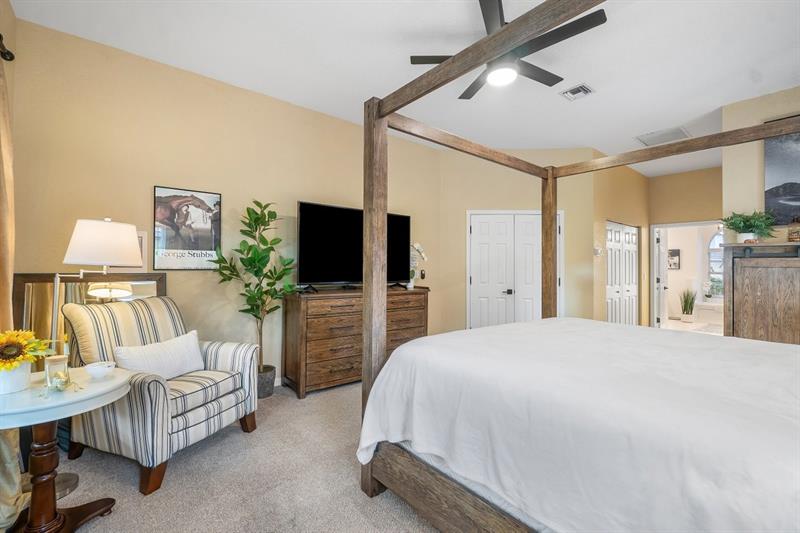 Image 25 of 37 For 15395 Whispering Willow Dr