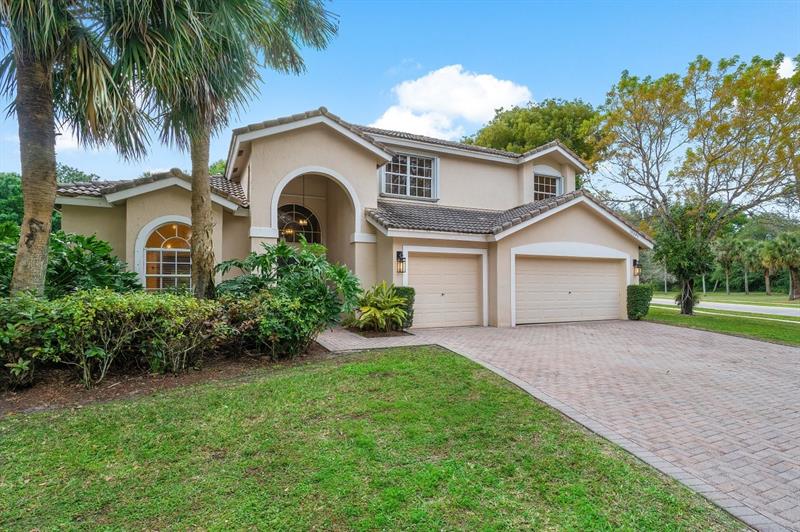Image 3 of 37 For 15395 Whispering Willow Dr