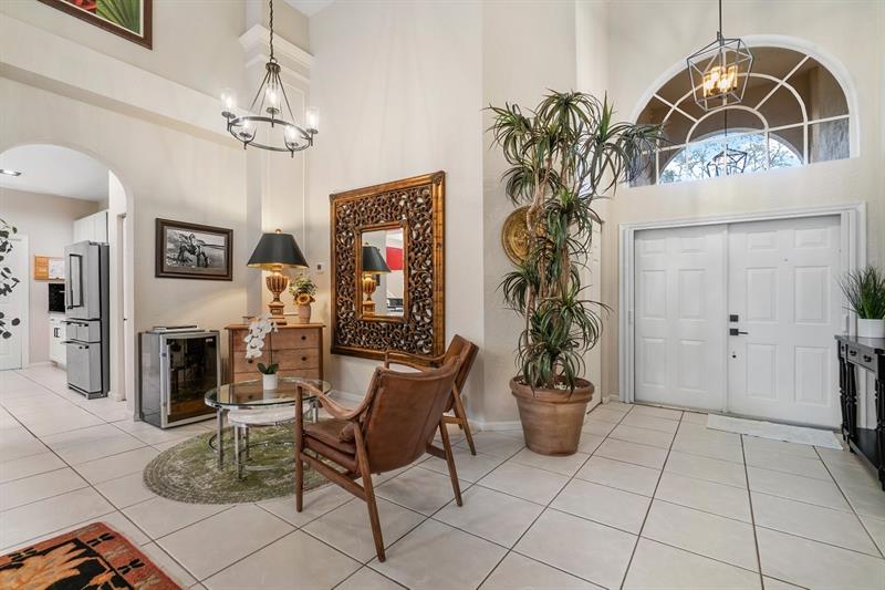 Image 6 of 37 For 15395 Whispering Willow Dr