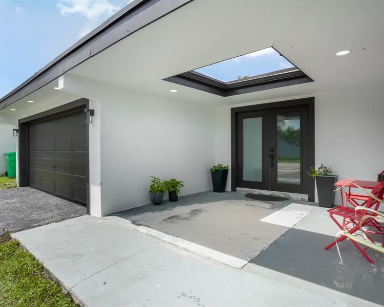Image 21 of 47 For 2051 93rd Ln