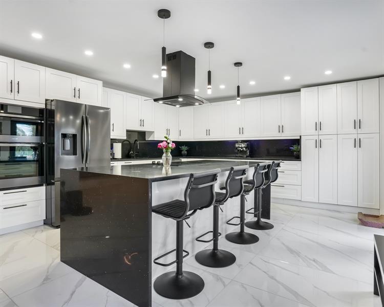Image 3 of 47 For 2051 93rd Ln