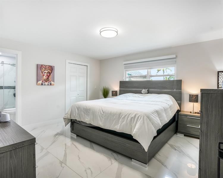 Image 9 of 47 For 2051 93rd Ln
