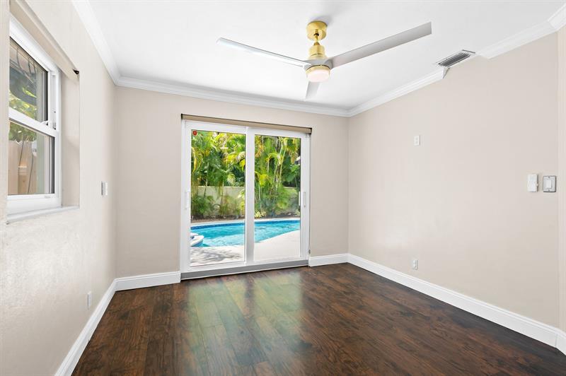 Image 16 of 32 For 8 29th St  