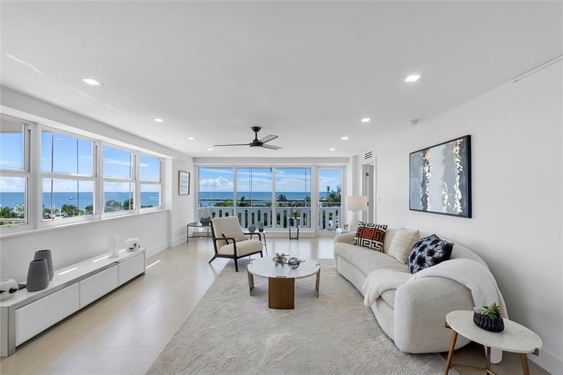 Image 11 of 68 For 2000 Ocean Dr  610
