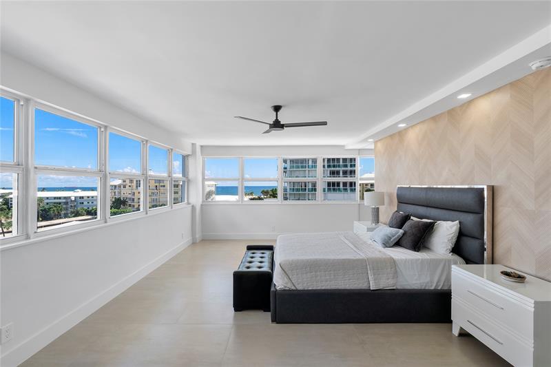 Image 25 of 68 For 2000 Ocean Dr  610