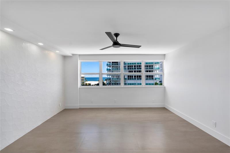 Image 34 of 68 For 2000 Ocean Dr  610