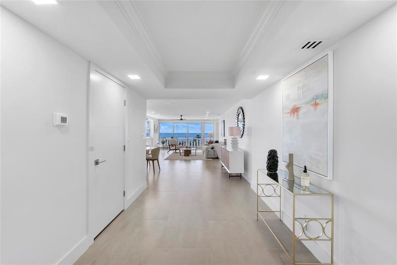 Image 40 of 68 For 2000 Ocean Dr  610