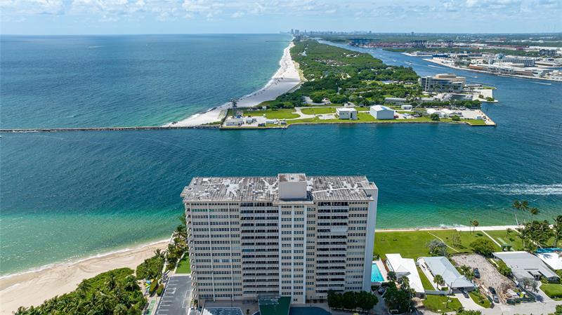 Image 44 of 68 For 2000 Ocean Dr  610