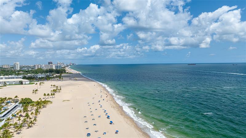 Image 50 of 68 For 2000 Ocean Dr  610